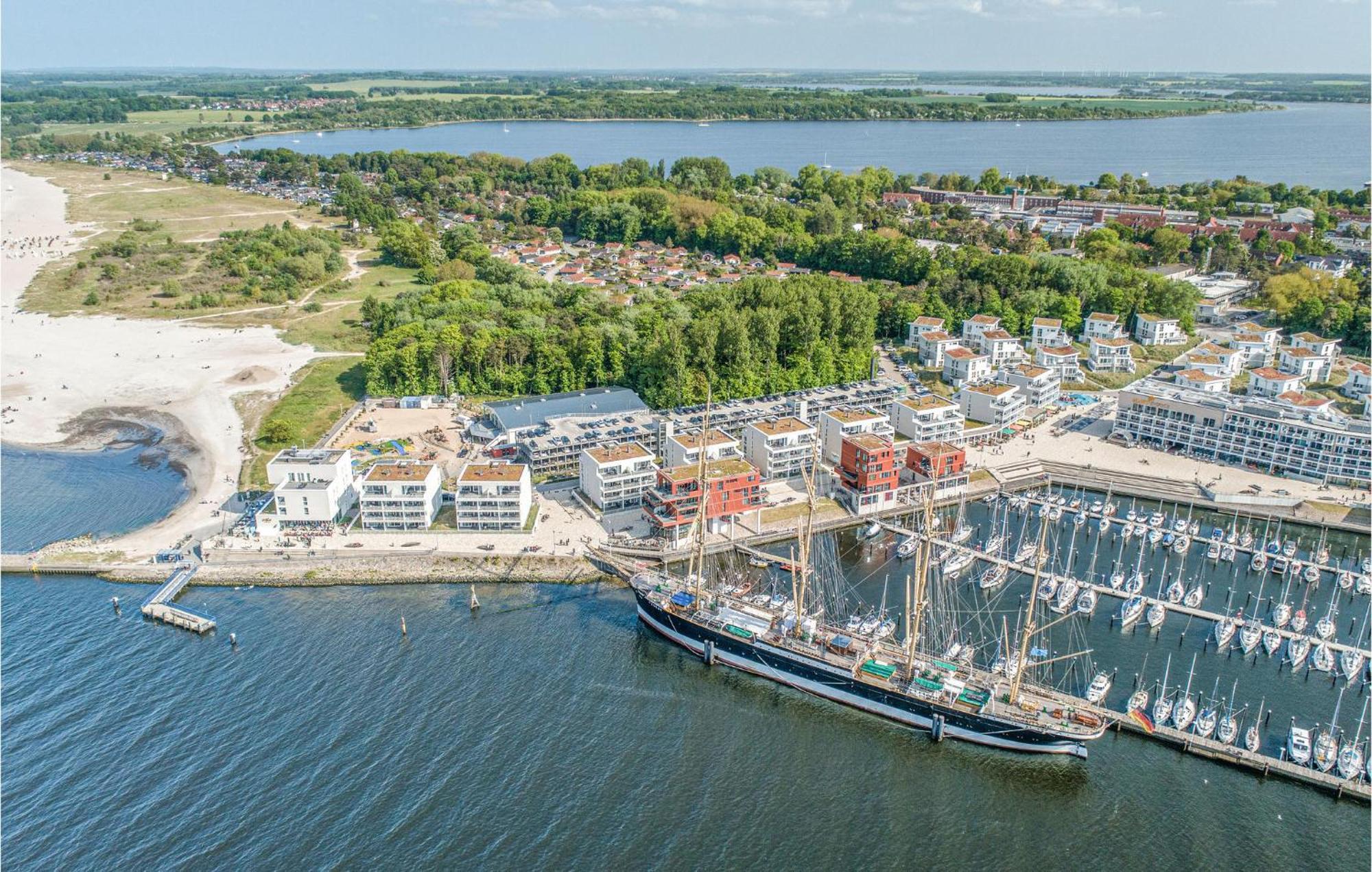 Amazing Apartment In Luebeck Travemuende With Sauna Екстериор снимка